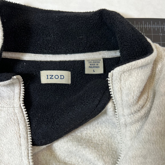 GUC Izod 1/4 zip pullover - Picture 4 of 5